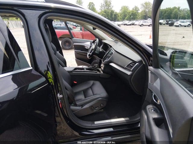 2018 VOLVO XC90 T5 MOMENTUM 5