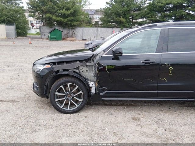 2018 VOLVO XC90 T5 MOMENTUM 6