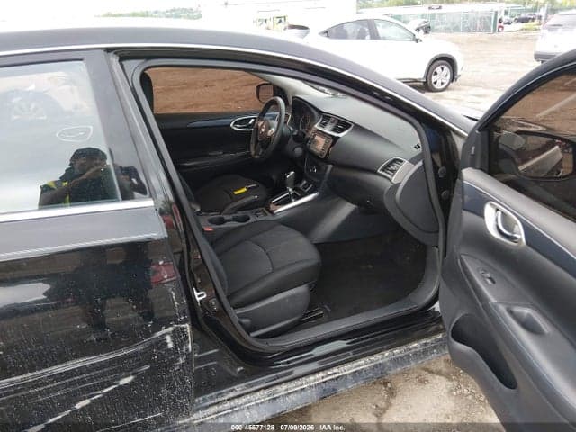 2018 NISSAN SENTRA SR 5