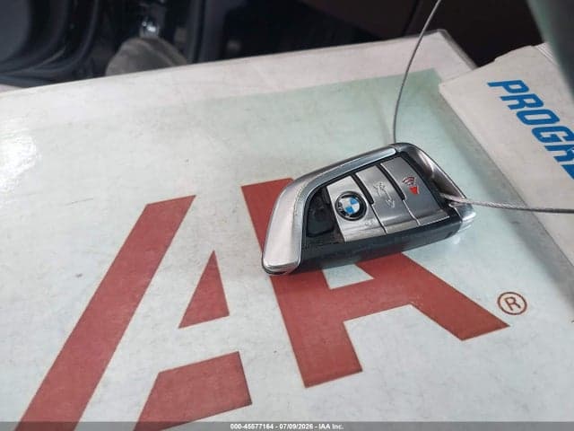 2019 BMW 540I 11
