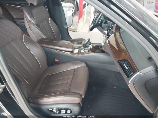 2019 BMW 540I 5