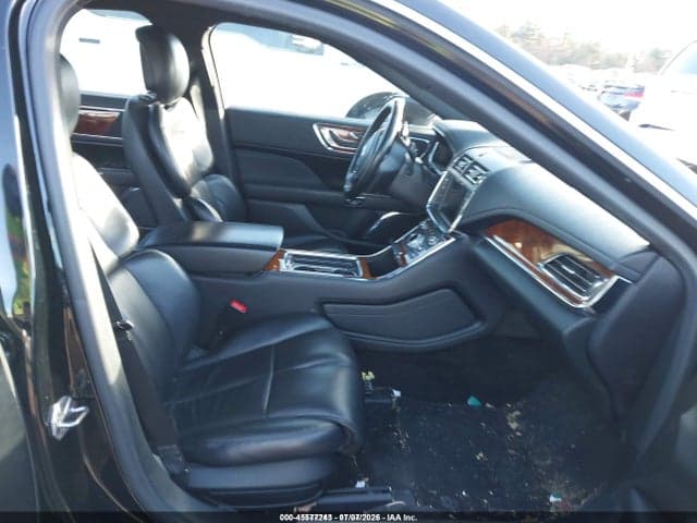 2017 LINCOLN CONTINENTAL SELECT 5