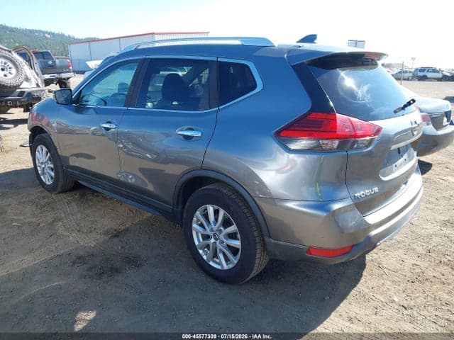 2017 NISSAN ROGUE SV 3