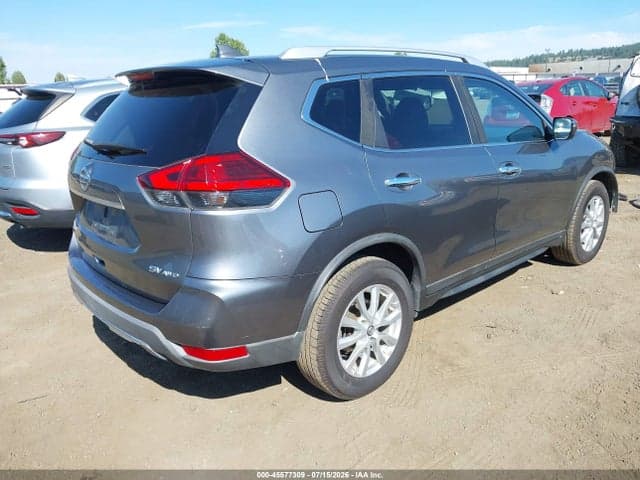 2017 NISSAN ROGUE SV 4