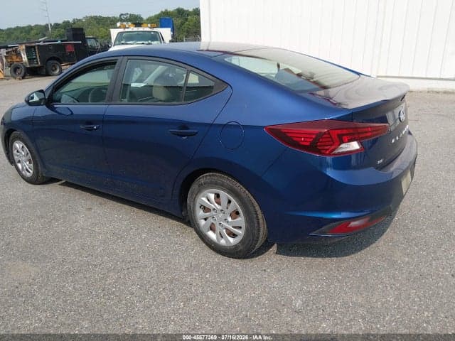 2019 HYUNDAI ELANTRA SE 3