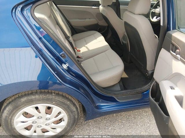 2019 HYUNDAI ELANTRA SE 8