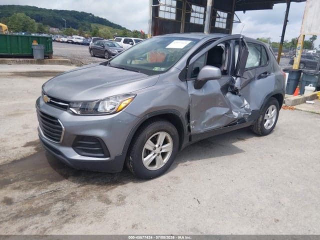 2020 CHEVROLET TRAX FWD LS 2