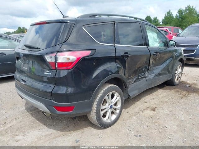 2018 FORD ESCAPE SE 4