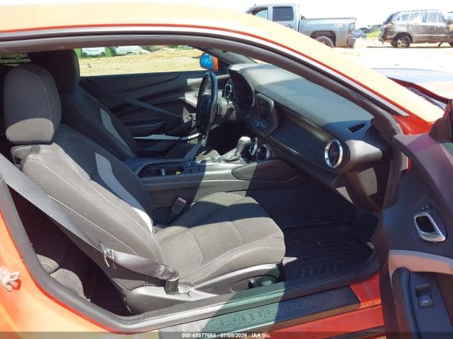 2019 CHEVROLET CAMARO 1LT 5