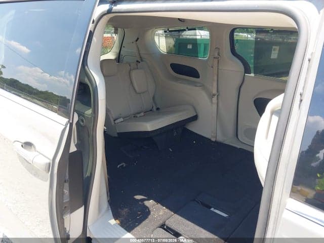 2021 CHRYSLER PACIFICA TOURING L 8