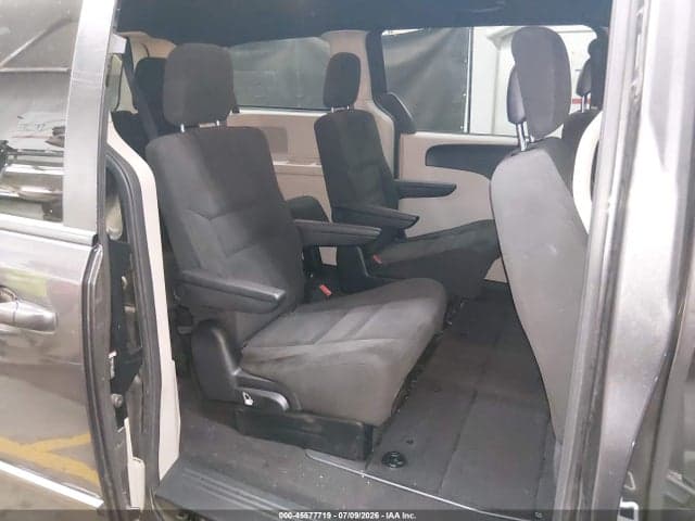 2016 DODGE GRAND CARAVAN SE PLUS 8