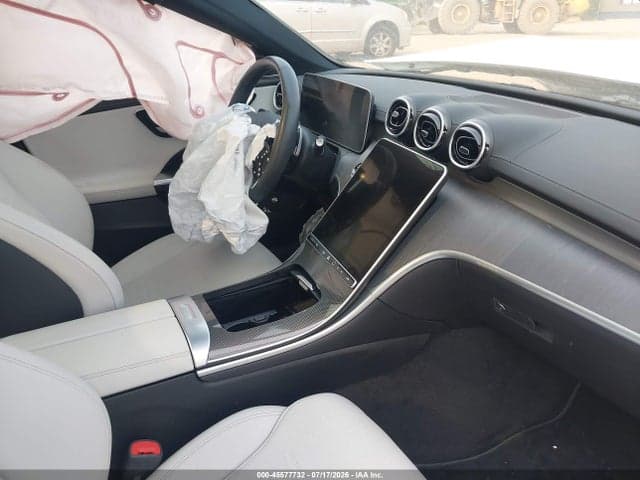 2023 MERCEDES-BENZ C 300 4MATIC 5