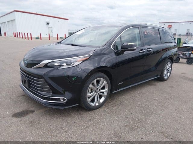 2021 TOYOTA SIENNA PLATINUM 2