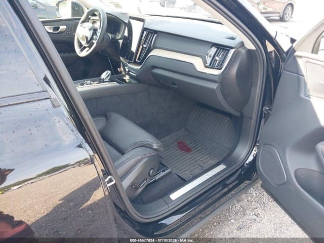 2026 VOLVO XC60 B5 ULTRA 5