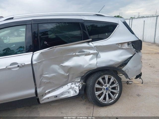 2017 FORD ESCAPE TITANIUM 6