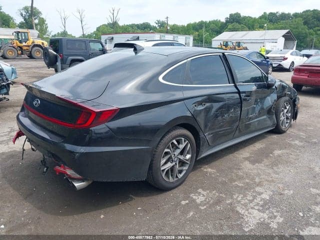 2020 HYUNDAI SONATA SEL 4