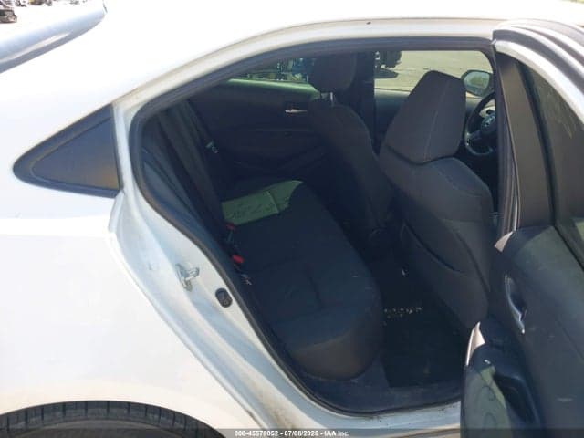 2020 TOYOTA COROLLA LE 8