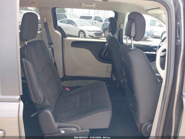 2017 DODGE GRAND CARAVAN SE 8