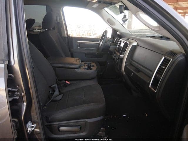 2020 RAM 1500 CLASSIC WARLOCK 4X2 6'4 BOX 5