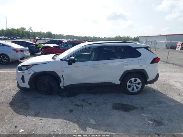 2019 TOYOTA RAV4 LE 15