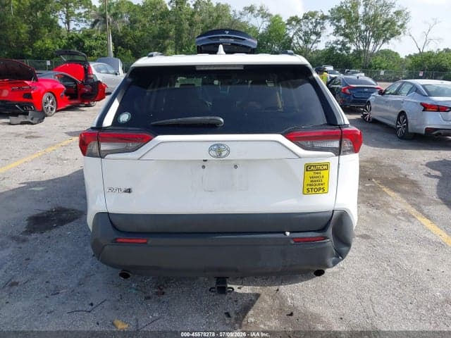 2019 TOYOTA RAV4 LE 17
