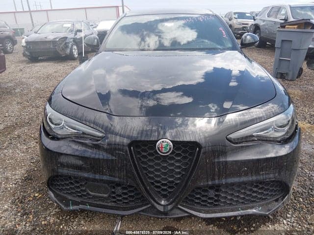 2022 ALFA ROMEO GIULIA VELOCE TI RWD 12