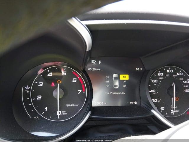 2022 ALFA ROMEO GIULIA VELOCE TI RWD 7