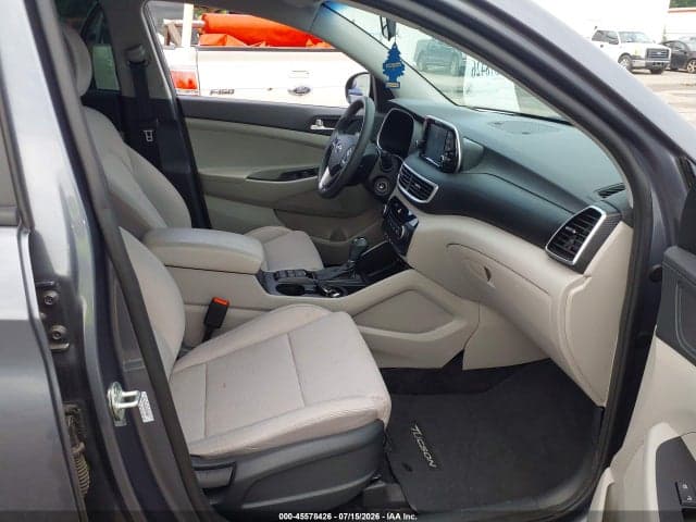 2021 HYUNDAI TUCSON SE 5