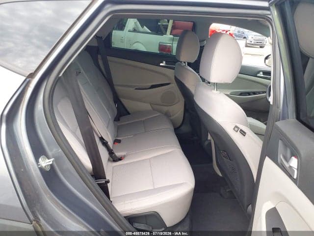 2021 HYUNDAI TUCSON SE 8