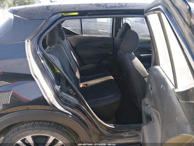 2018 NISSAN KICKS SV 8