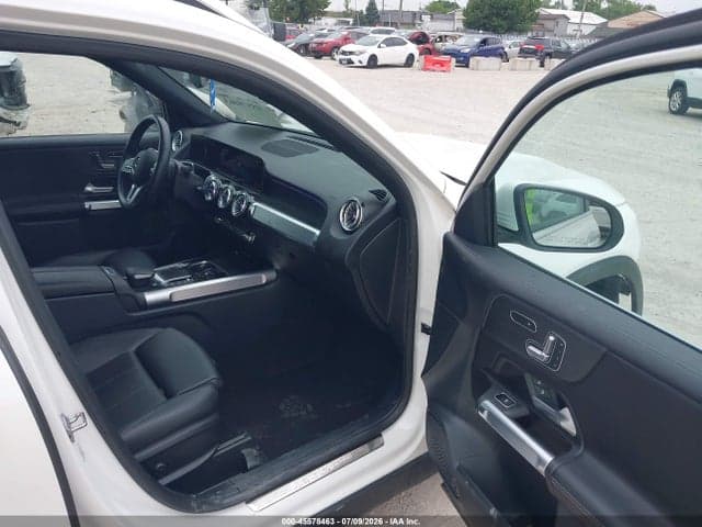 2023 MERCEDES-BENZ GLB 250 4MATIC 5