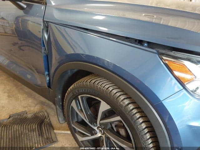 2019 VOLVO XC40 T5 R-DESIGN 17