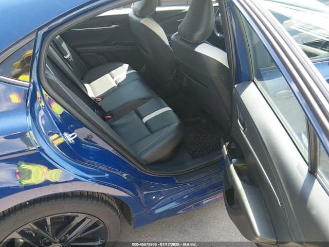 2025 TOYOTA CAMRY SE 8
