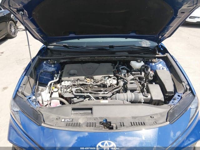 2025 TOYOTA CAMRY SE 10