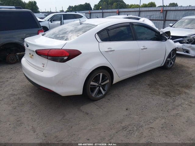 2017 KIA FORTE EX 4