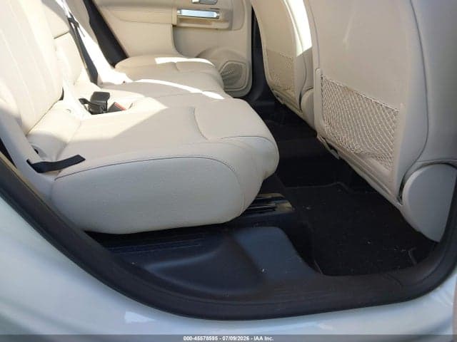 2020 MERCEDES-BENZ GLB 250 4MATIC 8