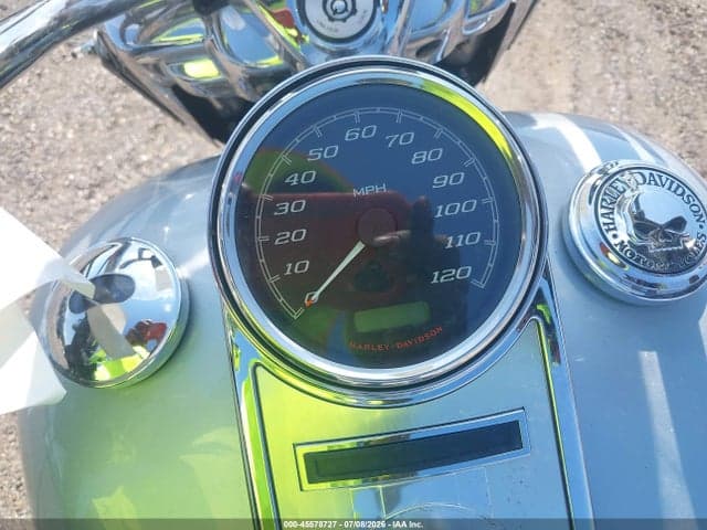 2019 HARLEY-DAVIDSON FLHR 7