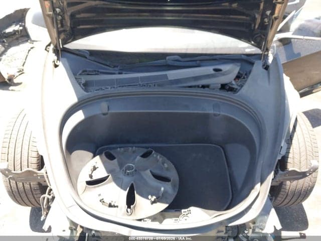 2018 TESLA MODEL 3 LONG RANGE/PERFORMANCE 10
