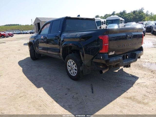 2025 TOYOTA TACOMA SR5 3