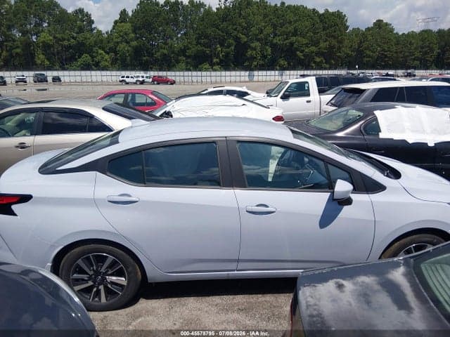 2025 NISSAN VERSA 1.6 SV 13