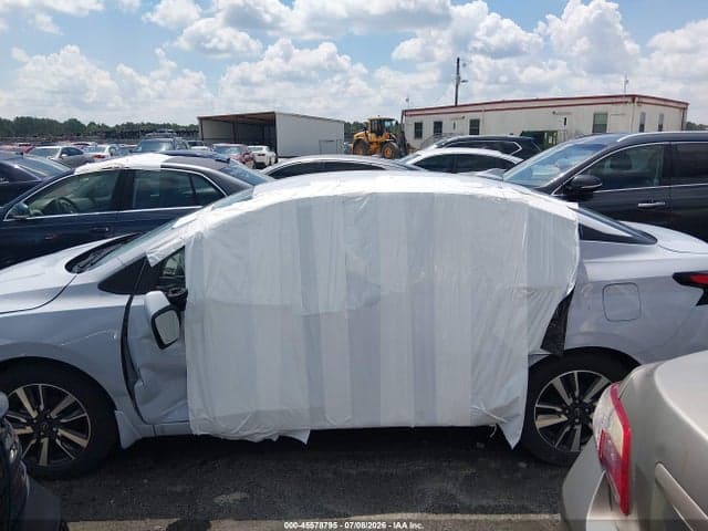 2025 NISSAN VERSA 1.6 SV 14
