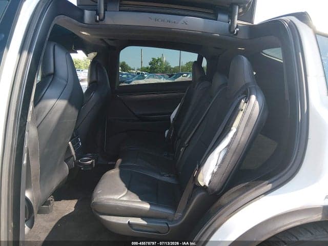 2017 TESLA MODEL X 8