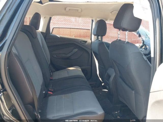 2017 FORD ESCAPE S 8