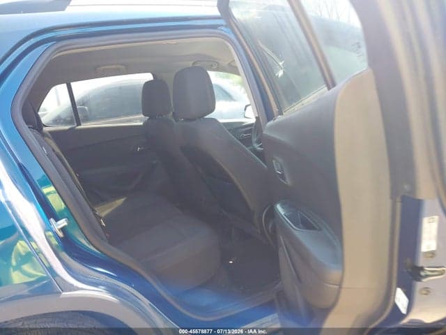 2019 CHEVROLET TRAX LT 8