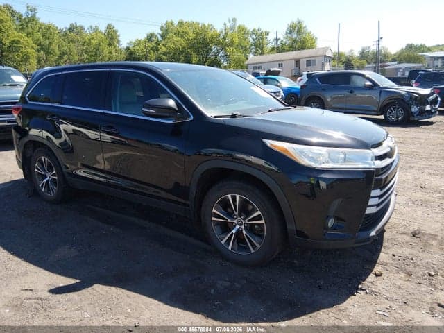 2019 TOYOTA HIGHLANDER LE PLUS 1