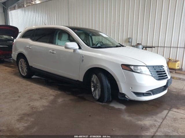 2019 LINCOLN MKT RESERVE 1