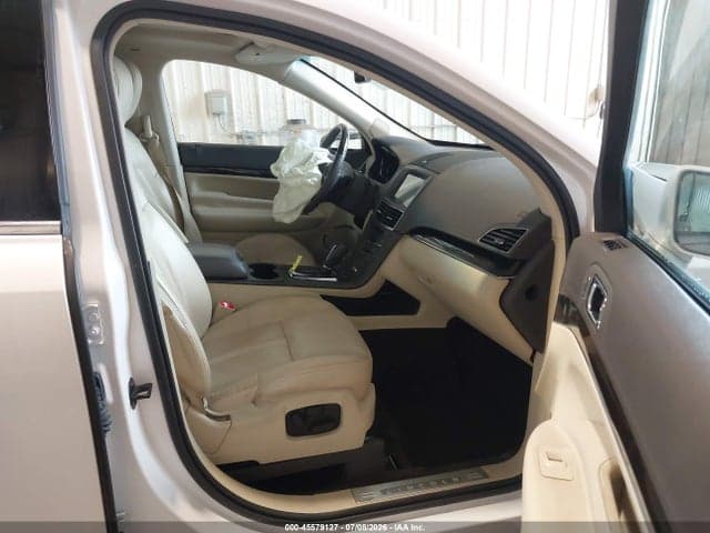 2019 LINCOLN MKT RESERVE 5