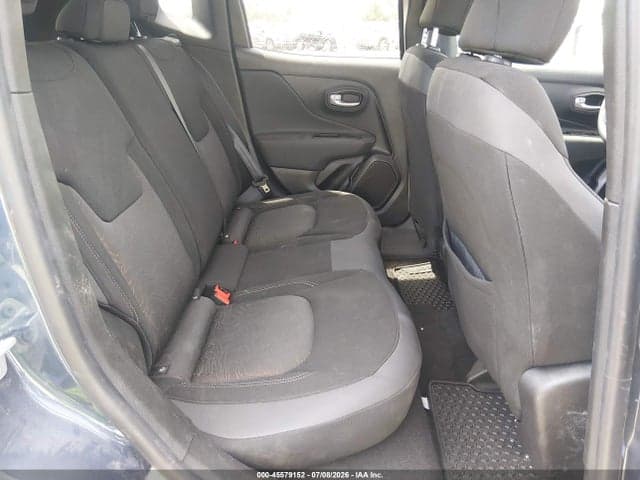 2023 JEEP RENEGADE UPLAND 4X4 8