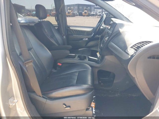 2019 DODGE GRAND CARAVAN GT 5