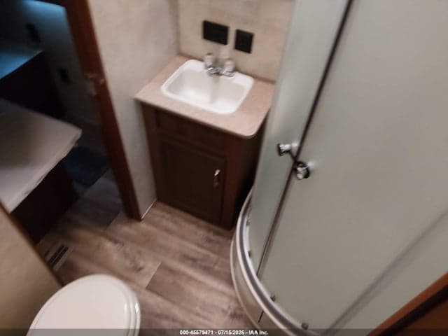 2017 RIVERSIDE 32SRPM 5